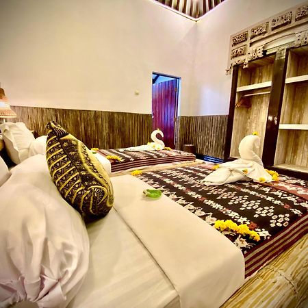 Binaria Museum Hotel 罗威那 外观 照片