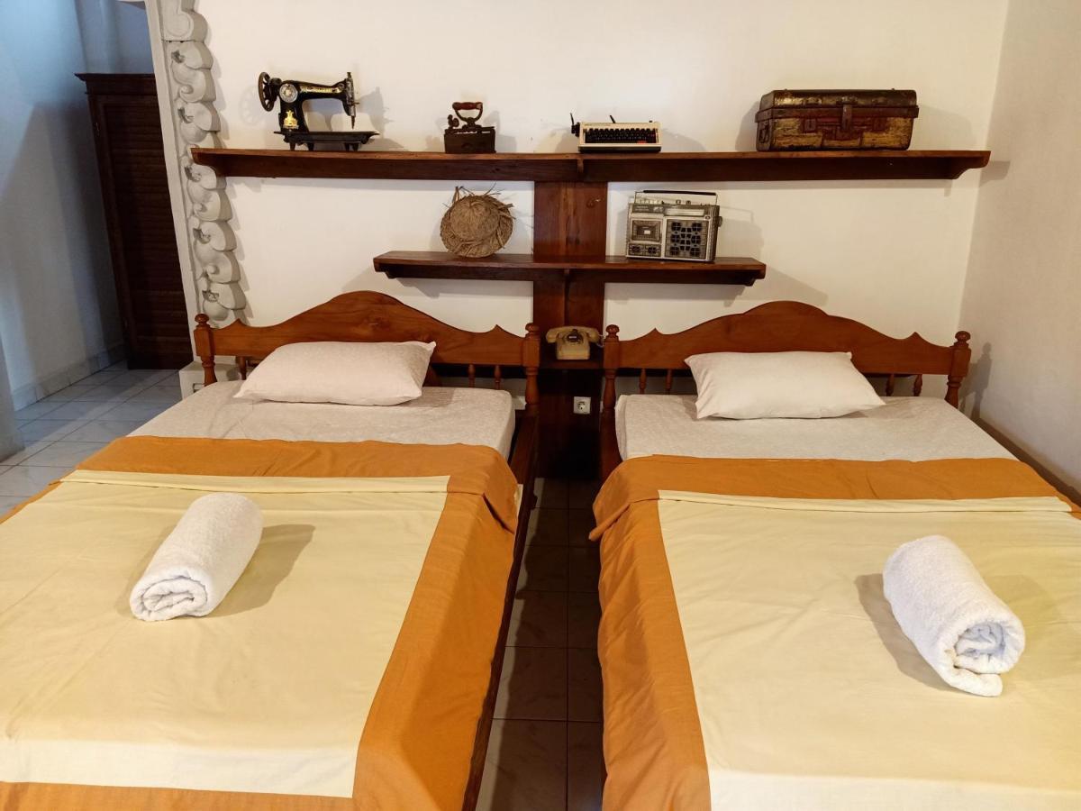 Binaria Museum Hotel 罗威那 外观 照片