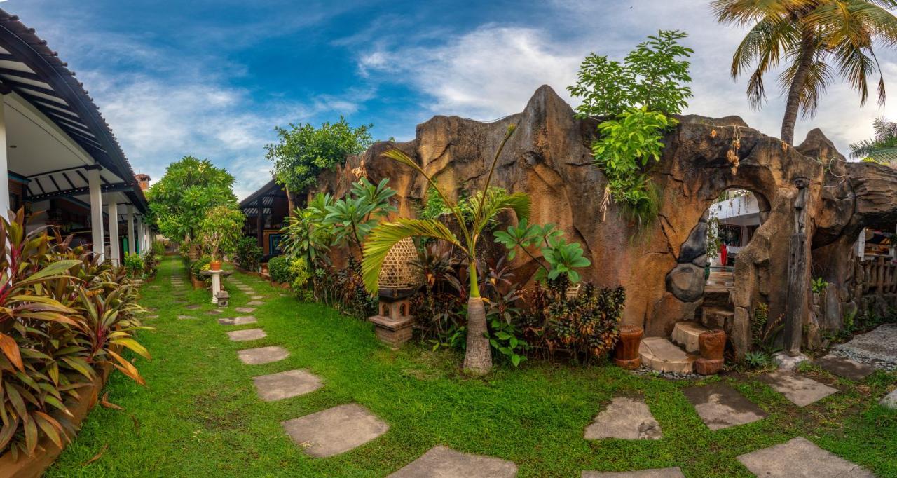 Binaria Museum Hotel 罗威那 外观 照片