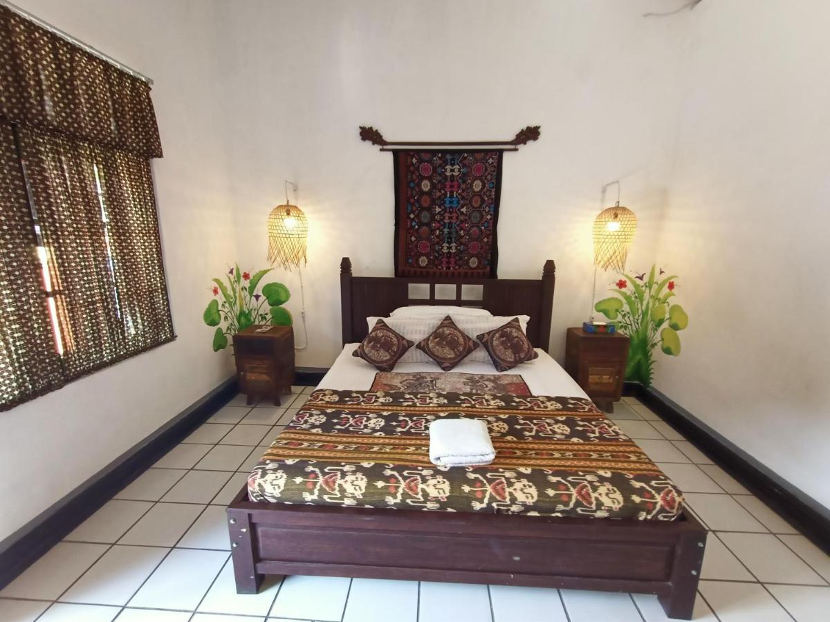 Binaria Museum Hotel 罗威那 外观 照片