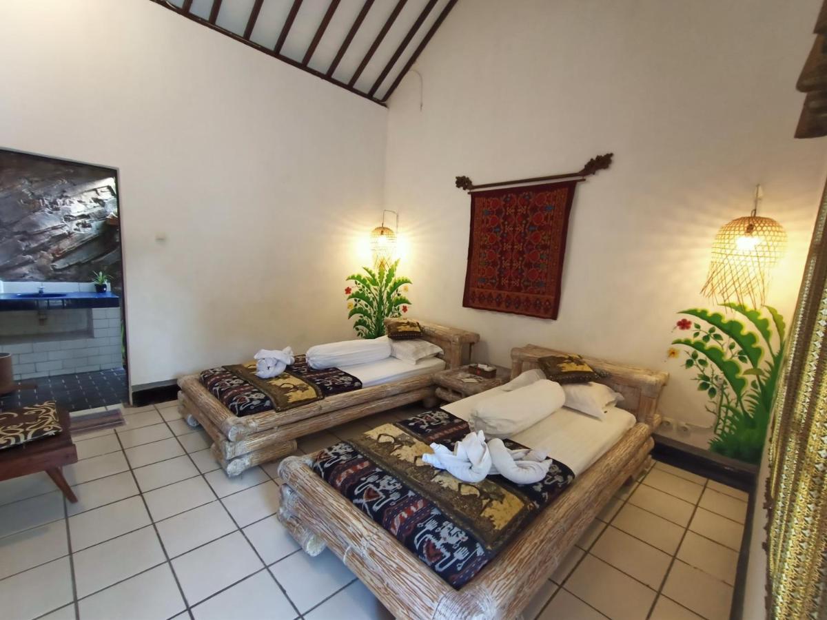 Binaria Museum Hotel 罗威那 外观 照片