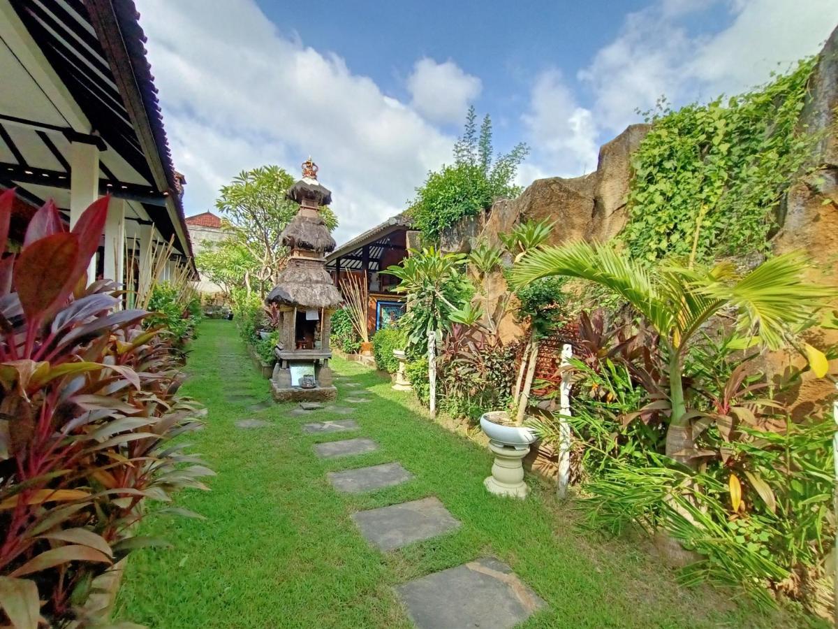 Binaria Museum Hotel 罗威那 外观 照片
