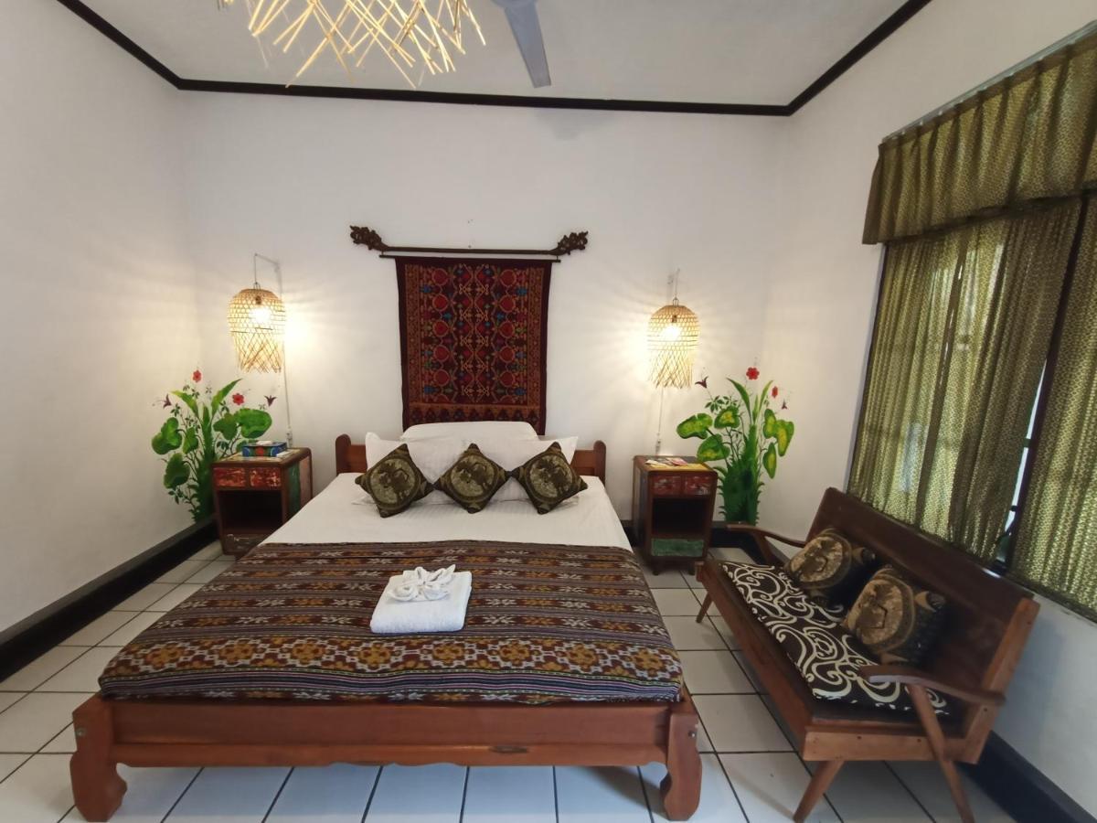 Binaria Museum Hotel 罗威那 外观 照片
